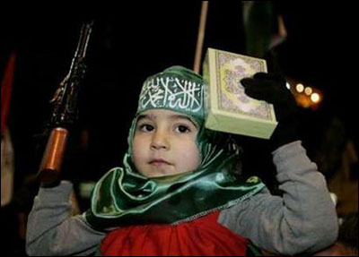معناي هنر و زيبايي آن را در مقاومت اسلامي غزه جستجو كنيد