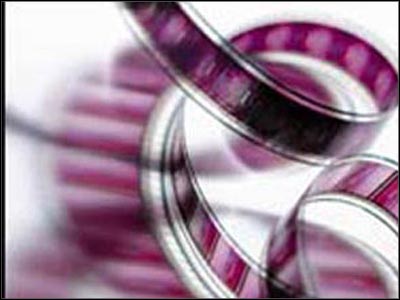 علیرضا اسحاقی :ساخت برخی از تله‌فیلم‌ها هدر رفتن بیت المال است 