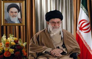  مهاتما گاندی به قلم رومن رولان