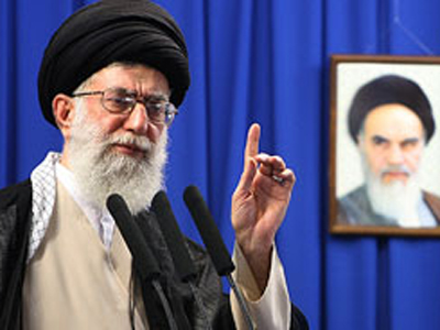 بیعت‌نامه هنرمندان بسیجی با رهبر معظم انقلاب اسلامی