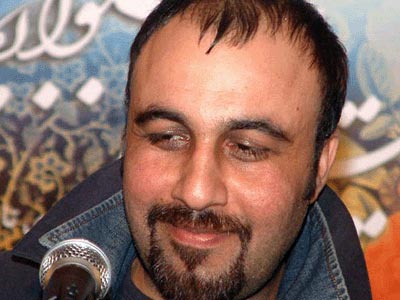 رضا عطاران شیطان شلوار لی پوش شد