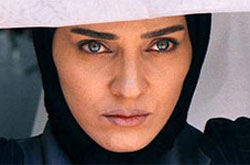 اجرای «سه مرثیه، هذیان» با بازی رویا نونهالی آغاز شد