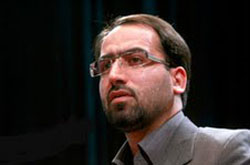 شعر با برگزاری جشنواره شعر فجر از غربت درآمده است شعر با برگزاری جشنواره شعر فجر از غربت درآمده است