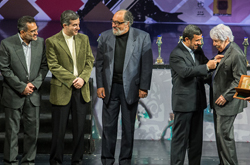 احمدی نژاد: لازم است وزارت ارشاد بیشتر به جامعه تئاتری اعتماد کند احمدی نژاد: لازم است وزارت ارشاد بیشتر به جامعه تئاتری اعتماد کند