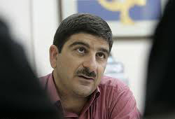 و دست‌‎‎هایت بوی نور می‎دهد