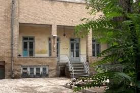 می‌خواستم شهروندان را متوجه حضور خانه بزرگان در شهر خویش کنم